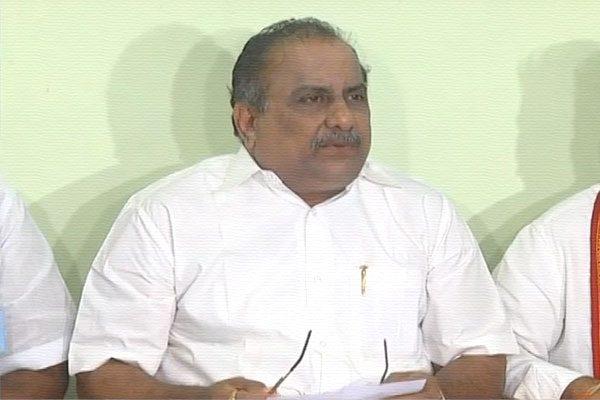 Mudragada Padmanabham Janasena, Mudragada Kapu Caste Pawan Kalyan Janasena, Kapu Leader Mudragada Comments Pawan Kalyan, Mudragada Support Pawan Kalyan 