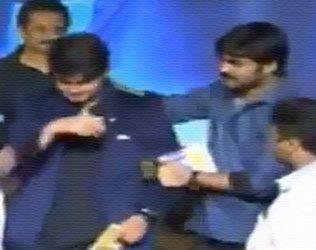 Srikanth Son Roshan Cries, Srikanth Son Roshan Cries Nirmala Convent Audio Launch, Hero Srikanth Cries Son Roshan Cries, Roshan Cries Nirmala Convent Audio