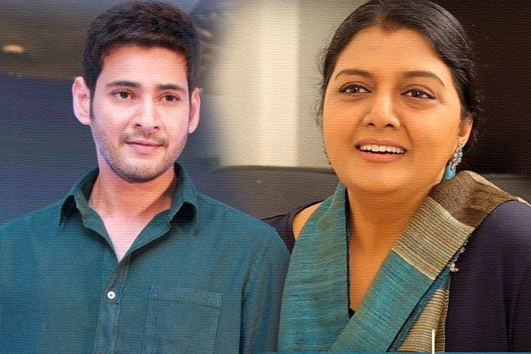 Bhanupriya Favourite Hero, Bhanupriya Favourite Hero Mahehs Babu, Bhanupriya Favourite Telugu Hero Mahesh Babu, Bhanupriya Favourite Hero Pawan Kalyan 