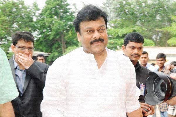 Chiranjeevi, Chiranjeevi Quitting Congress Rumor, Chiranjeevi Quitting Politics Rumor, Chiranjeevi Disappointed Congress Party Rumor 