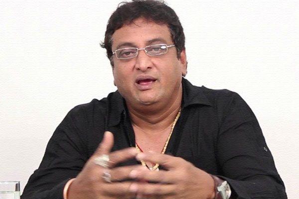 Comedian Ballireddy Prudhviraj Imitates Balakrishna