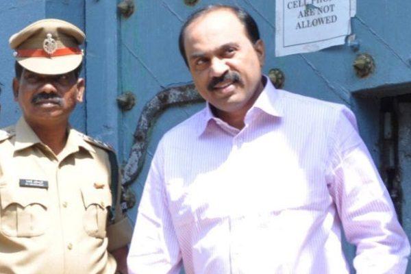 gali-janardhan-reddy-cbi-cases-progress-daughter-grand-wedding