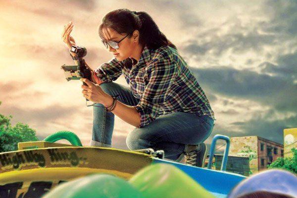 Jyothika, Jyothika Role Magalir Mattum,  Jyothika Role Magalir Mattum Movie,  Jyothika Stylish Role Magalir Mattum,  Jyothika Character Magalir Mattum