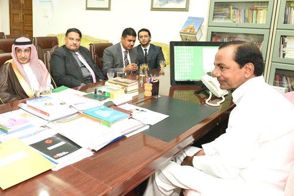 kcr-financial-troubles-surplus-wealthiest-telangana-state