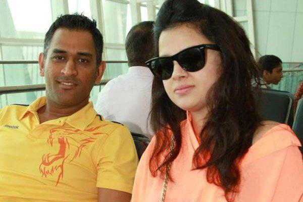 MS Dhoni, MS Dhoni Wife 420 Case, MS Dhoni Wife Sakshi 420 Case, MS Dhoni Wife Fraud Case, MS Dhoni Wife Sakshi Fraud Case