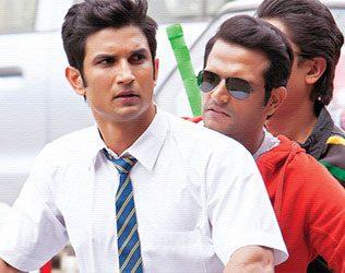 Vizag Goes Gaga Over MS Dhoni