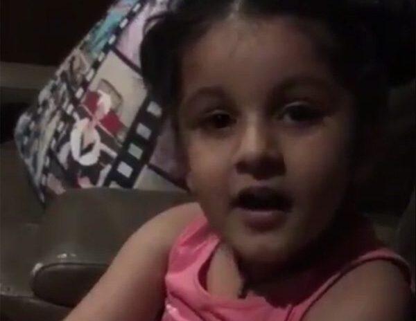 Mahesh Babu Daughter Sitara Telling Samantha Brahmotsavam Dialogues