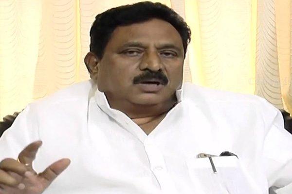  Nimmakayala Chinarajappa AP Home minister Injured