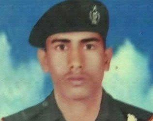 Indian Solidier Being Tortured in Pakistan