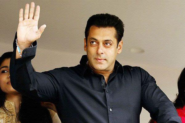 Salman Khan, Salman Khan Salman Talkies Kids Free Entry, Salman Khan Salman Talkies Children Free Entry, Salman Khan Salman Talkies Kids Free Entry