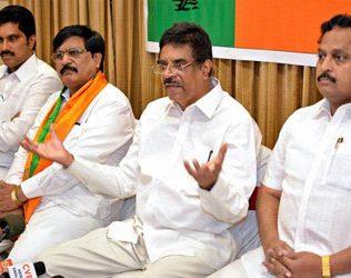 TDP BJP Seat Sharing GVMC Elections, Vizag Mayor Seat Fight TDP BJP Parties, BJP Demands Vizag Mayor Seat TDP, JP Demands Visakhapatnam Mayor Seat