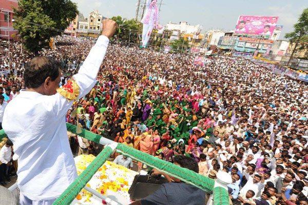 YSR Corruption Helps KCR, YSR Corruption Helping KCR, YSR Corruption KCR Strict Policies, YSR Corruption KCR Administration