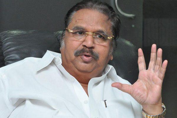 dasari-narayana-rao fires on heroines