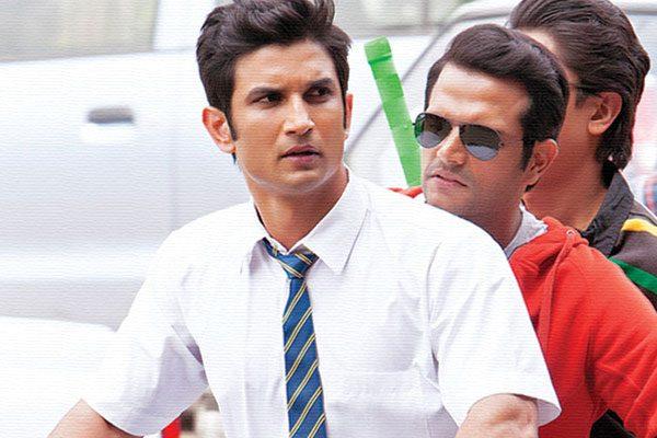 Vizag MS Dhoni Bonding, Vizag MS Dhoni Special Relationship,Vizag MS Dhoni Movie Special Memories, Vizag MS Dhoni Movie Cricket Memories 