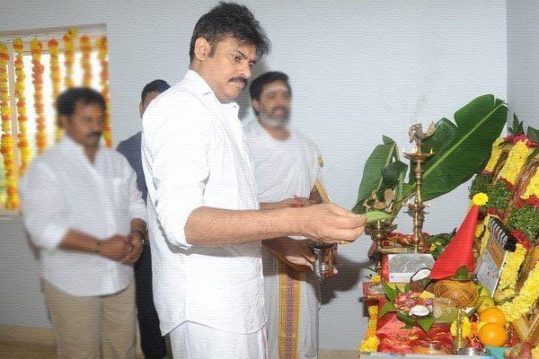 pawan-kalyan-20-years-completed