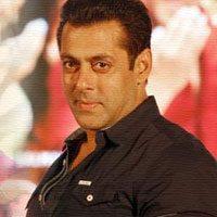 Telugu Director Out-rightly Rejected Bollywood Superstar!