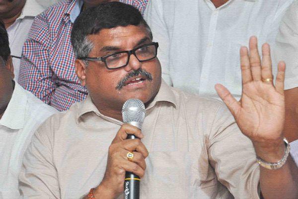 Botsa Allegations Chandrababu 500 Notes 1000 Notes Ban Information