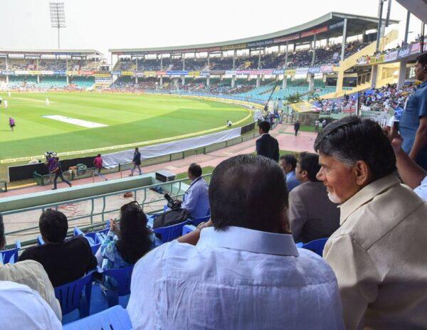 chandrababu-naidu-hulchul-in-vizag-stadium