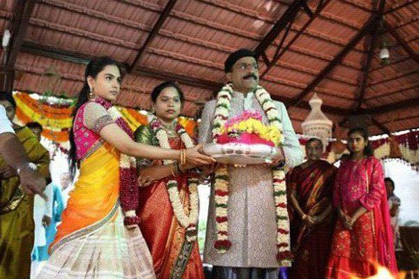 Income Tax Raids on Gali Janardhan Reddy Office