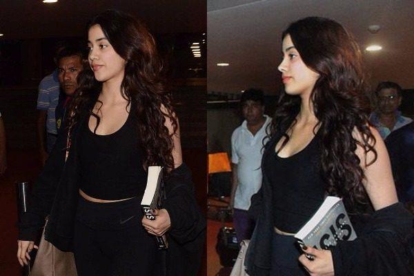 jhanvi-kapoor-caught-isis-book-sridevi-daughter