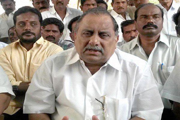 mudragada-padmanabham-padayatra-kapu-gharjana-ravulapalem
