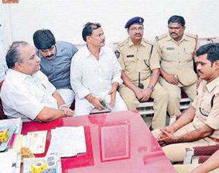 Mudragada Padmanabham Padayatra Police House Arrest Kirlampudi
