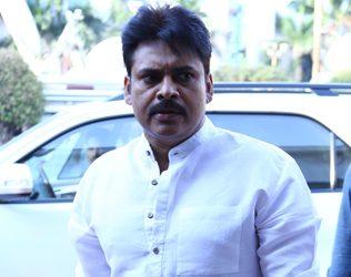 pawan-kalyan-vote-eluru-west-godavari-jana-sena