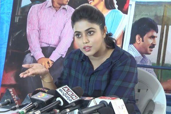 poorna-slams-a-reporter-calls-him-stupid-jayammu-nischayammu-raa