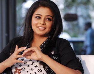 Priyamani Reveals Top Secret About Tarun Engagement