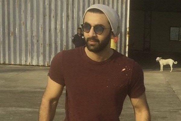 Ranbir Kapoor Prefers Face To Face Than Sexting 