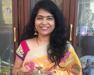 Singer Sunitha Usha Controversy - Playback Singing