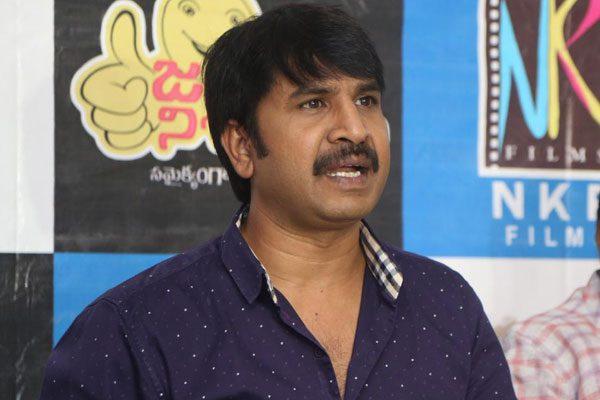 srinivas-reddy-apologizes-for-his-rude-behavior-on-stage
