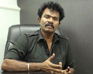 tamil-director-hari-controversy-with-ntr