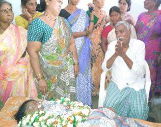 Telangana Women Suicide 500, 1000 Rupees Notes Ban