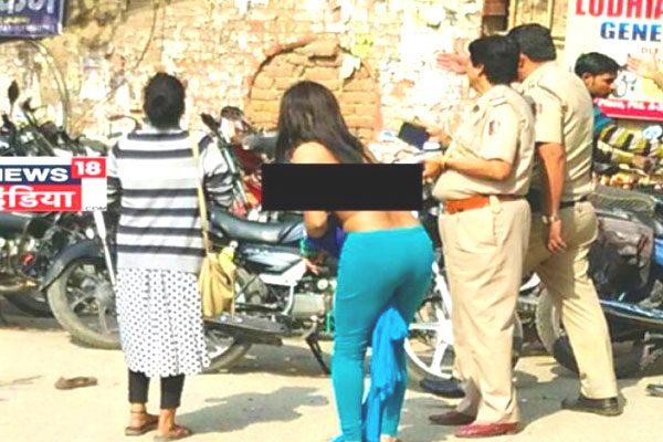 Woman Strip Shirt ATM Que 500 1000 Rupees Notes Ban