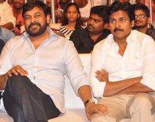 pawan-kalyan-chiranjeevi-invitaion-to-gali-janardhan-reddy-daughters-marriage-1