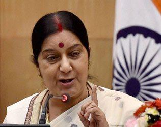 sushma-swaraj-kidney-fail-transplanttion-aiims-people-offer-donations