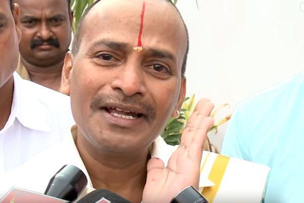 venu-madhav-gossips-tv-channel-program