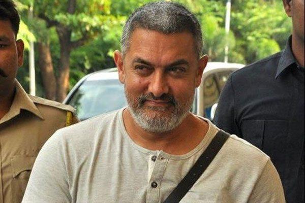 Aamir Khan Gets a Huge Christmas Gift from Pakistan