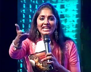 anchor-jhansi-warns-pawan-kalyan-fans-in-vangaveeti-audio-launch