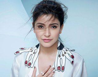 anushka-sharma-reveals-that-karan-johar-touched-her-inappropriately