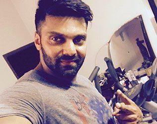 Arya out of Samantha's Movie!