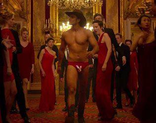 cbfc-did-use-scissors-on-ranveer-singh-butt-censor