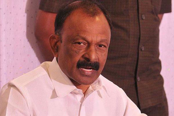 congress-struggles-to-retain-its-sole-senior-leader-raghuveera-reddy