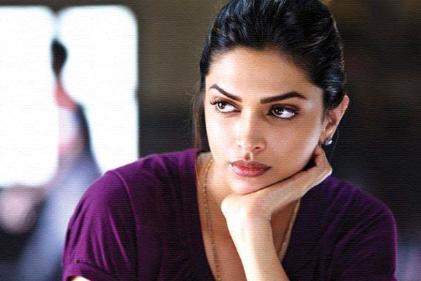 Death on Padmavati Sets, Deepika Padukone Tweets Condolences