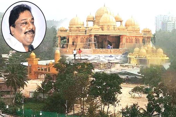 Don't Get Confuse with Kerala Wedding, This Is Not a Movie Set