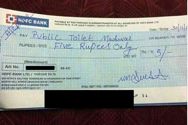 dont-have-the-change-to-use-a-public-toilet-demonetization