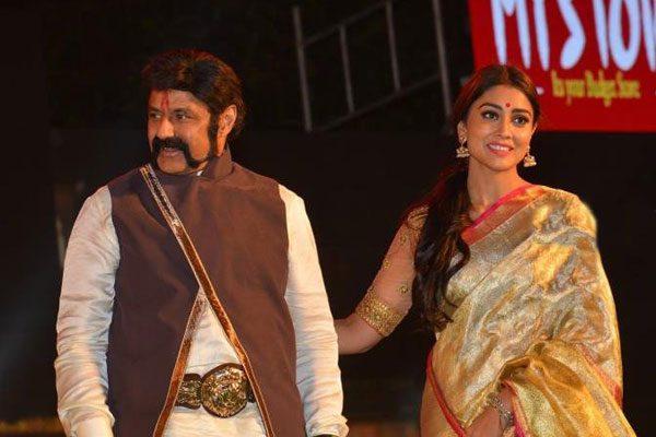 gautamiputra-satakarni-balakrishna-at-audio-launch