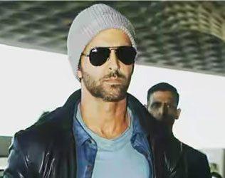 hrithik-roshan-pays-80crore-as-advance-tax