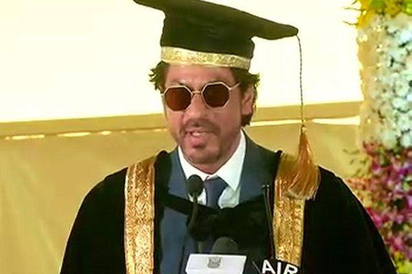 Maulana Azad National University Doctorate Honour for Bollywood Baadshah Shah Rukh Khan